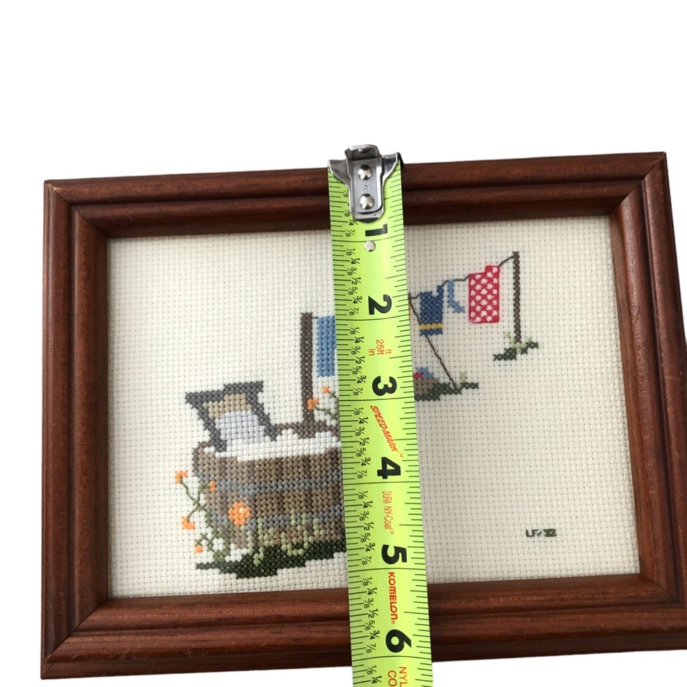 Vintage Cross-Stitch Old Fashioned WashTub & Clothesline Wall Home Decor - Picture 13 of 15